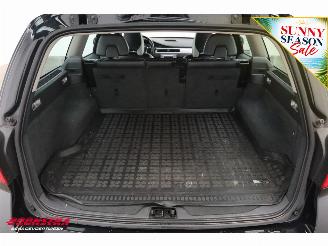 Volvo V-70 2.0T Aut. R-Edition Clima Navi Cruise SHZ PDC AHK HighPerf.Audio picture 24