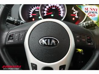 Kia Venga 1.6 CVVT ExecutiveLine Aut. Navi Camera Cruise 89.918 km!! picture 19