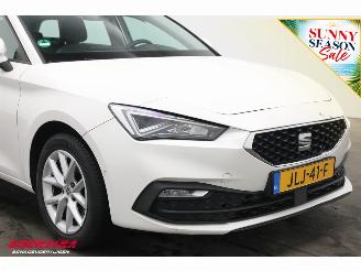 Seat Leon Sportstourer 2.0 TDI Aut. Style LED ACC Virtual Apple/Android Camera LRHZ SHZ picture 5
