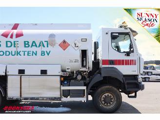 Renault Kerax 380.19 4X4 Manual 2x6400L Kraftstoff Blatt/Blatt Euro 5 picture 9
