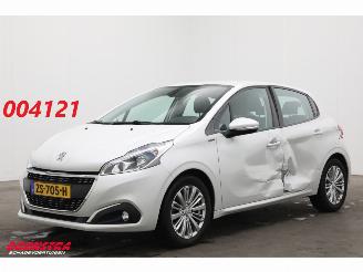 uszkodzony samochody osobowe Peugeot 208 1.2 PT. 110 Signature Clima PDC Mirrorlink Camera 93.920 km! 2019/1