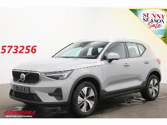 Damaged car Volvo XC40 2.0 B3 Core Leder LED Apple/Android Camera SHZ LRHZ 9.998 km! 2025/3