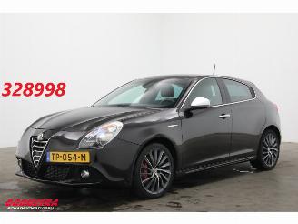 Unfallwagen Alfa Romeo Giulietta 2.0 JTDm Aut. Exclusive Leder Clima Cruise 2014/5
