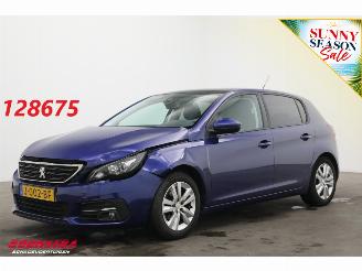 škoda osobní automobily Peugeot 308 1.2 PT Executive Pano Apple/Android Navi Cruise AHK 55.834 km! 2020/7