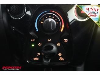Citroën C1 1.0 VTi Feel 5-drs Airco Bluetooth 106.452 km picture 22