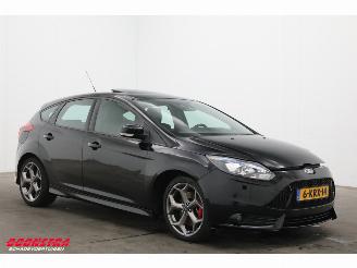 Ford Focus 2.0 EcoBoost ST-3 250 PK Schuifdak Leder Clima Cruise Camera SHZ picture 2