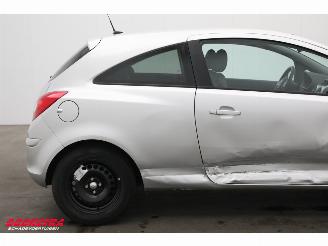 Opel Corsa 1.4-16V Anniversary Edition 3-drs Airco Navi Bluetooth PDC picture 5