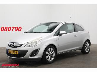 krockskadad bil auto Opel Corsa 1.4-16V Anniversary Edition 3-drs Airco Navi Bluetooth PDC 2012/8