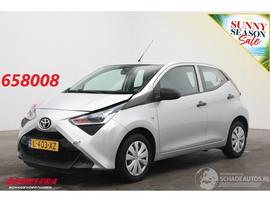 Toyota Aygo 1.0 VVT-i x-fun Airco Bluetooth 38.601 km!