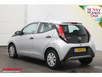 Toyota Aygo 1.0 VVT-i x-fun Airco Bluetooth 38.601 km! picture 4