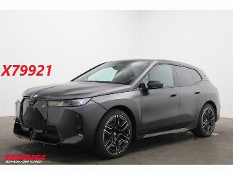 uszkodzony samochody osobowe BMW iX xDrive M70 112 kWh HUD Clima Cruise Navi SHZ LrHZ Leder Memory H/K PDC 2026/4