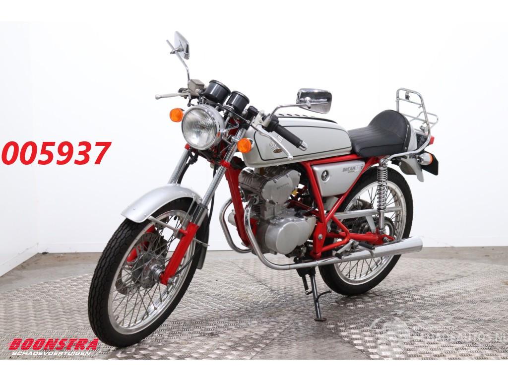 Honda  Dream 50 8.411 km!