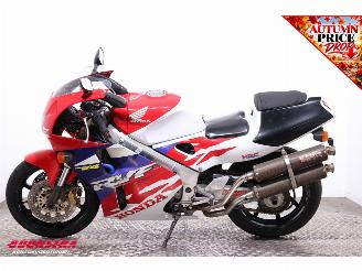 Honda  RVF400 NC35 picture 5