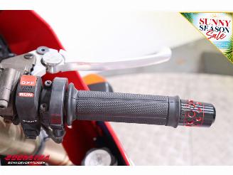 Honda  RVF400 NC35 picture 16
