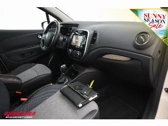 Renault Captur 1.2 TCe Aut. Intens LED Apple/Android Cruise Camera AHK 30.395 km! picture 18