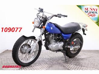 Käytettyjen motor cycles Suzuki  VanVan 200cc 3.781 km! 2003/7