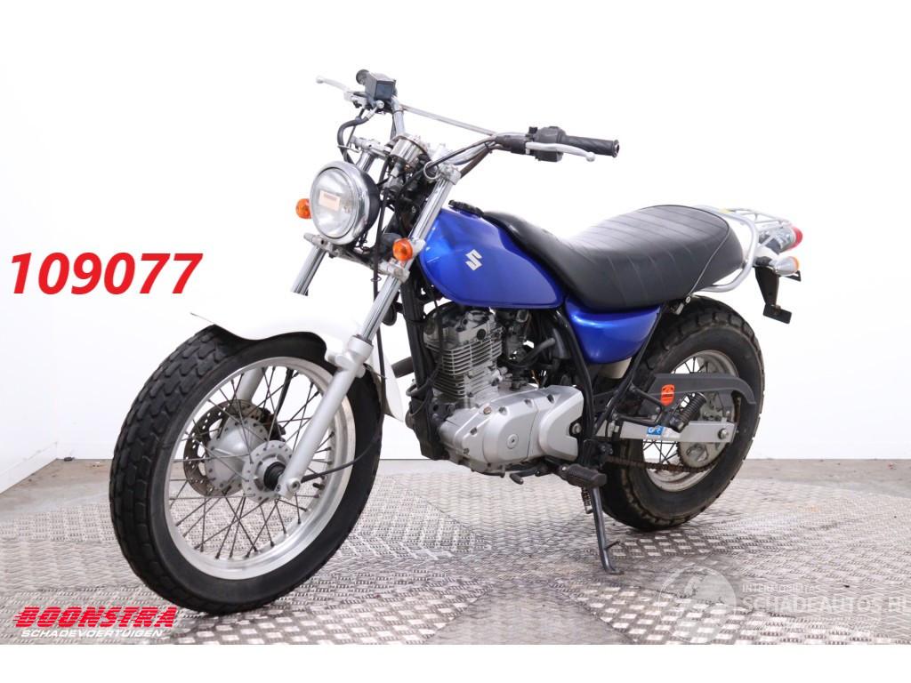 Suzuki VanVan 200cc 3.781 km!