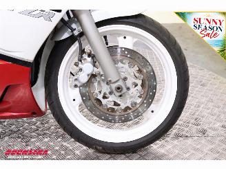 Yamaha FZR 400 RR picture 13