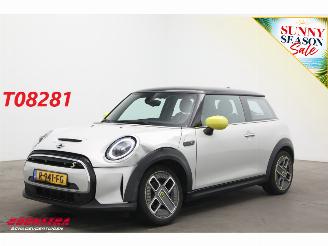 Avarii autoturisme Mini Electric MINI Yours 33 kWh LED Apple/Android Clima Cruise 2022/8
