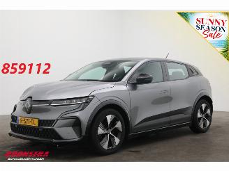 Schadeauto Renault Mégane E-Tech EV60 Optimum Charge Evolution Clima Navi Cruise Virtual SHZ LrHZ PDC 2022/11