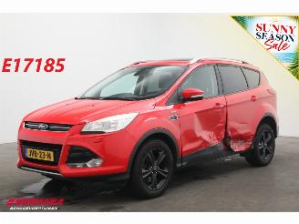 Schadeauto Ford Kuga 1.6 Titanium Cruise Navi SHZ Bluetooth Camera PDC 2014/1