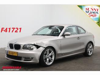 krockskadad bil auto BMW 1-serie Coupe 125i 6-cil High Executive Cruise Navi Clima PDC 2008/6