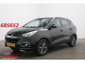 Gebrauchtwagen PKW Hyundai Ix35 1.6i GDI Business Edition Cruise Clima SHZ Navi Camera PDC 2014/12
