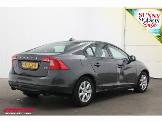 Volvo S-60 1.6 T3 AUT Kinetic Navi Cliam Cruise PDC picture 3