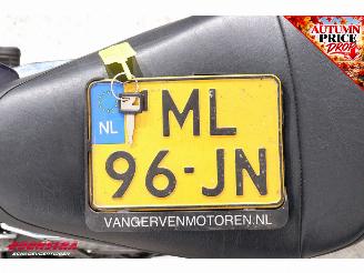 Honda  VT 400 C picture 21