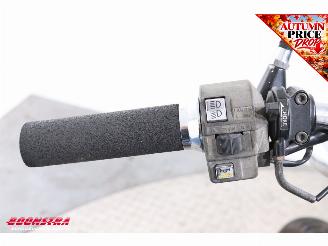 Honda  VT 400 C picture 19