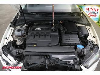 Audi A3 Limousine 1.6 TDI Ambiente Pro Line Plus Schuif/kantel Clima Cruise Navi PDC picture 9