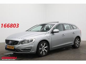 ojeté vozy osobní automobily Volvo V-60 2.4 D6 AWD Plug-In Hybrid Summum Glasdak Navi Memory Leder SHZ Camera PDC AHK 2013/9