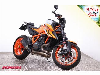 KTM  1290 SuperDuke R ABS Austin Racing Cruise picture 2