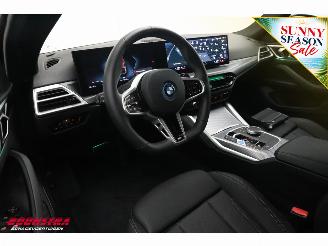 BMW i4 eDrive35 M Sport Edition 70 kWh ACC Clima Navi Apple/Android Leder SHZ Camera PDC picture 19