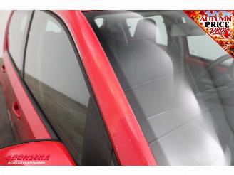 Volkswagen Up! 1.0 move up! 5-drs BlueMotion Airco picture 9