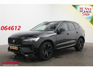 Voiture accidenté Volvo Xc-60 2.0 T6 Plug-in hybrid AWD Plus Black Edition Pano Schuif/kantel ACC Navi SHZ LrHZ Clima Camera PDC 2024/10