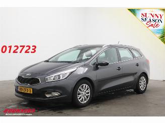 uszkodzony samochody osobowe Kia Cee d Sportswagon 1.6 GDI Comfort Pack Cruise Airco PDC 2012/10