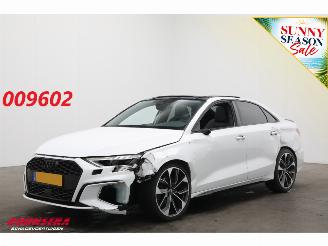 Vaurioauto  passenger cars Audi A3 Limousine 35 TFSI S-Line edition Schuif/kantel ACC Navi SHZ Apple/Android Camera PDC 2020/9