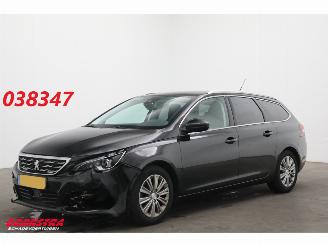 uszkodzony samochody osobowe Peugeot 308 SW 1.2 PureTech Allure Avantage Cruise Navi Clima Apple/Android Virtual Camera PDC 2021/5