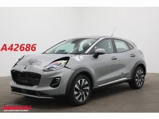 krockskadad bil auto Ford Puma 1.0 EcoBoost Hybrid Titanium Apple/Android Navi Cruise Camera LRHZ SHZ 2022/12