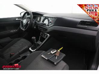 Volkswagen Polo 1.0 MPI Trendline Bluetooth Airco Cruise picture 10