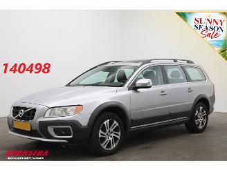 uszkodzony samochody osobowe Volvo Xc-70 2.0 D3 5-Cyl. Aut. Summum Schuifdak Leder Memory Navi Cruise Camera SHZ AHK 2012/4
