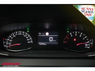 Peugeot 2008 1.2 PureTech Active Apple/Android Airco Cruise PDC AHK 123.704 km! picture 15