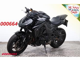 krockskadad bil motor Kawasaki  Z1100 ABS LED Cruise 3.000 km! 2026/3