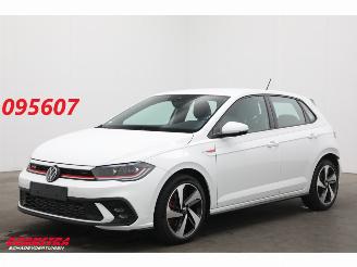 krockskadad bil auto Volkswagen Polo 2.0 TSI GTI DSG Apple/Android Airco Cruise SHZ 5.637 km! 2025/12