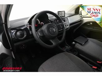 Volkswagen Up! 1.0 move up! BlueMotion picture 20