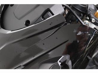 Aprilia RSV4 1100 Factory ABS LED Cruise Quickshift LapTimer 4.235 km! picture 11