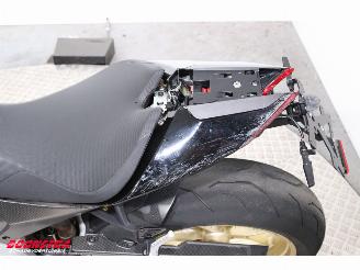 Aprilia RSV4 1100 Factory ABS LED Cruise Quickshift LapTimer 4.235 km! picture 16