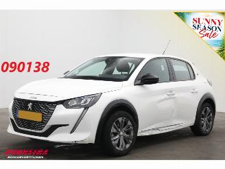 uszkodzony samochody osobowe Peugeot e-208 EV Active Pack 50 kWh Apple/Android Navi Clima Cruise PDC 2022/9
