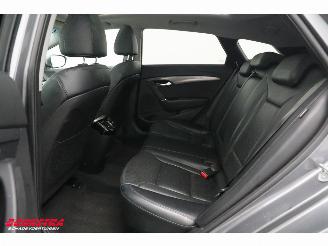 Hyundai I-40 Wagon 2.0 GDI i-Vision Pano Leder Navi Clima Cruise Camera SHZ PDC AHK picture 9